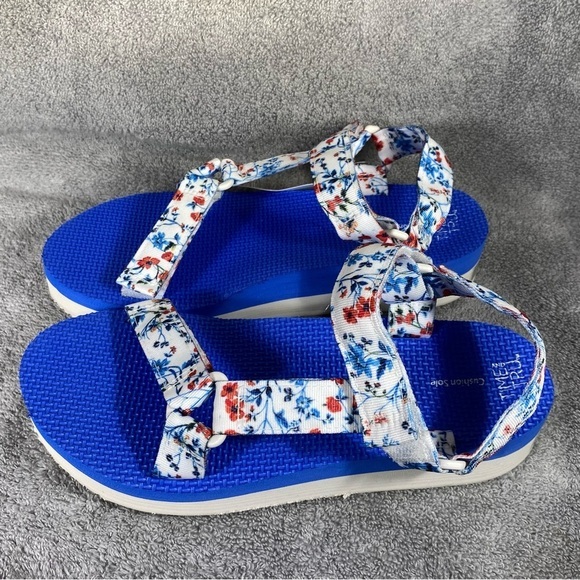 Time And Tru Sandal’s Women’s Size 9 NWT Blue Velcro Closure - Picture 7 of 10